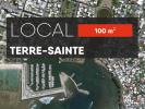 Location Local commercial Saint-pierre  100 m2