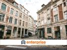 Location Local commercial Lille  51 m2