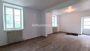 Location Appartement Lons-le-saunier  4 pieces 89 m2