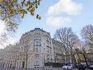 Location Appartement Paris-8eme-arrondissement  5 pieces 226 m2