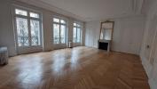 Location Appartement Paris-17eme-arrondissement  5 pieces 201 m2