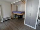 Location Appartement Paris-18eme-arrondissement  23 m2