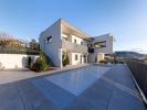 Vente Prestige Veyre-monton 12 pieces 260 m2