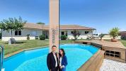 Vente Maison Lapeyrouse-mornay 6 pieces 160 m2