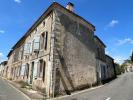 Vente Maison Aigre 8 pieces 167 m2