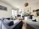 Location Appartement Paris-10eme-arrondissement 2 pieces 49 m2