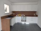 Location Maison Greasque  92 m2