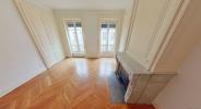 Location Appartement Lyon-1er-arrondissement 4 pieces 102 m2