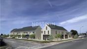 Location Local commercial Montlivault 84 m2