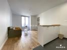 Location Appartement Paris-18eme-arrondissement  24 m2