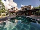 Vente Maison Fort-de-france 9 pieces 395 m2