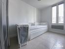 Location Appartement Paris-18eme-arrondissement  11 m2