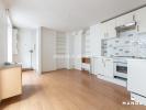 Location Appartement Paris-10eme-arrondissement  3 pieces 46 m2