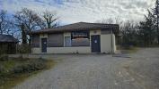 Vente Local commercial Montat 196 m2