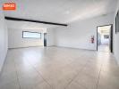 Location Local commercial Saint-pierre  50 m2