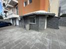 Location Local commercial Saint-denis  80 m2