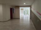Location Local commercial Claira  70 m2