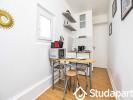 Location Appartement Paris-18eme-arrondissement  2 pieces 18 m2