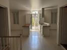 Location Appartement Pineuilh  5 pieces 180 m2