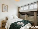 Location Maison Paris-18eme-arrondissement  13 m2