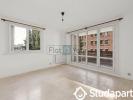 Location Appartement Paris-18eme-arrondissement  57 m2