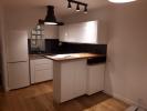 Location Appartement Paris-18eme-arrondissement  2 pieces 28 m2