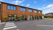 Location Commerce Cavignac  204 m2