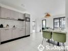 Location Appartement Suresnes  2 pieces 52 m2