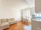 Location Appartement Paris-18eme-arrondissement  2 pieces 38 m2