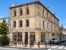 Location Appartement Bordeaux  3 pieces 68 m2