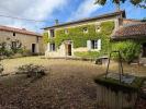 Vente Maison Aunac 9 pieces 181 m2