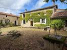 Vente Maison Aunac 9 pieces 181 m2