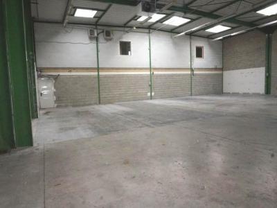 Location Commerce SAINT-THIBAULT-DES-VIGNES 77400