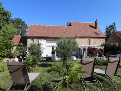 Vente Maison 8 pices GUERCHE-SUR-L'AUBOIS 18150