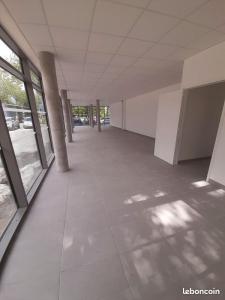 Location Local commercial ANGERS 49000