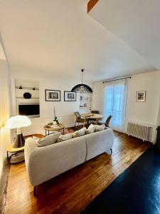 Location Appartement PARIS 75000