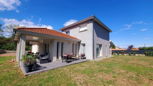 Vente Maison 5 pices RIORGES 42153