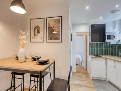 Location Appartement 4 pices PARIS-17EME-ARRONDISSEMENT 75017