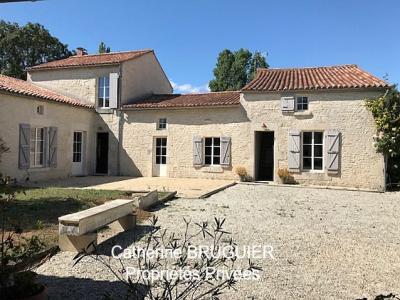 Vente Maison 8 pices TAUGON 17170