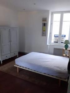Location Appartement FOUGERES 35300