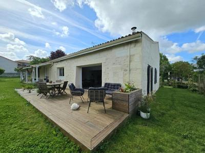 Vente Maison 7 pices SAVIGNAC-DE-L'ISLE 33910