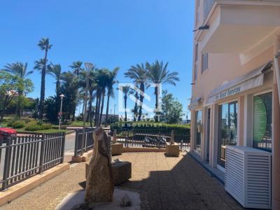 Vente Local commercial SAINT-RAPHAEL 83700