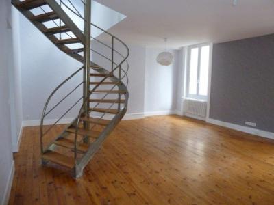 Location Appartement 8 pices SAINT-ETIENNE 42000