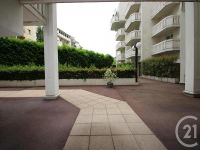 Location Parking THIAIS 94320