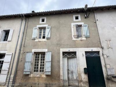 Vente Maison 5 pices CHAMPAGNE-MOUTON 16350