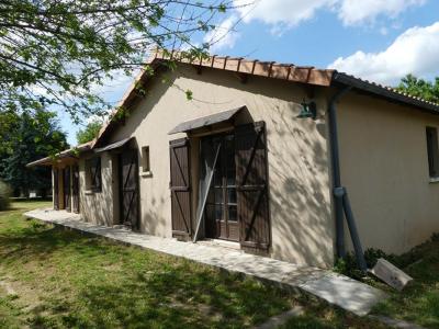 Vente Maison 7 pices CHAMPNIERS 86400