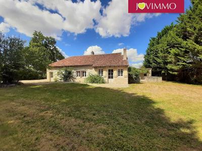 Vente Maison 7 pices USSON-DU-POITOU 86350