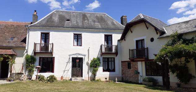 Vente Maison 11 pices SAINT-PRIEST-LES-FOUGERES 24450