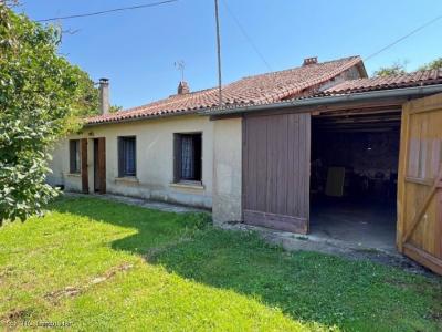 Vente Maison 5 pices CHAMPAGNE-MOUTON 16350