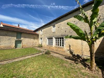 Vente Maison 6 pices AUNAC 16460